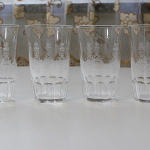 Glas, 5st, 10cm på höjden, Diameter 6cm