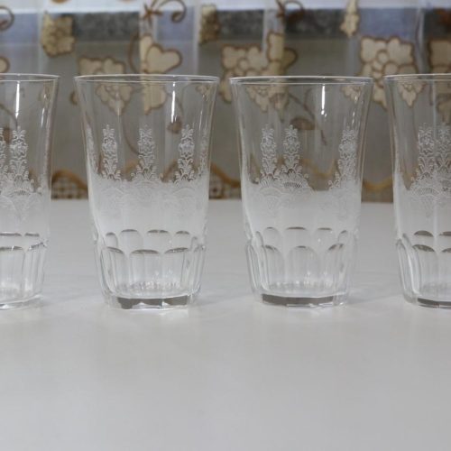 Glasservis med graverad dekor - 4st