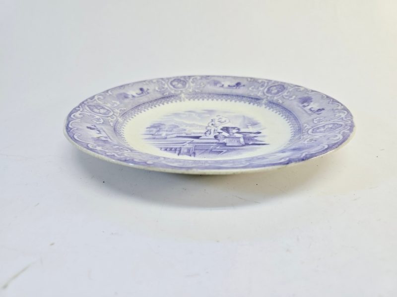 Antik Gustavsberg Tallrik "Carrara" – Lila Dekor, 24 cm