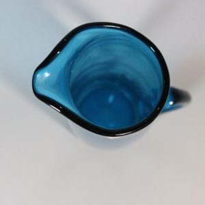 Blå kanna / karaff Ekenäs glasbruk - vintage / retro / munblåst