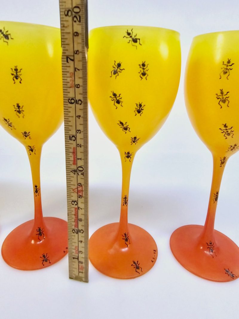 Unika Konstnärliga Glas – Handmålade, Signerade och Daterade