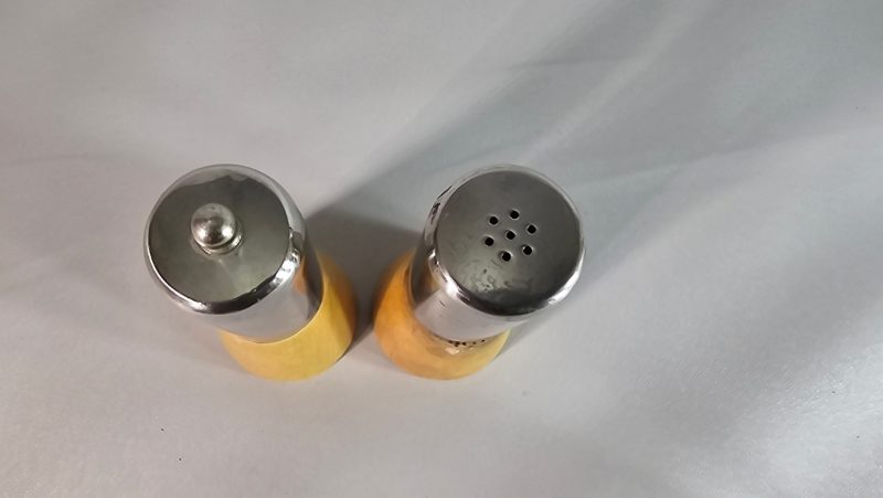 Salt och peppar strö - Trä och metall