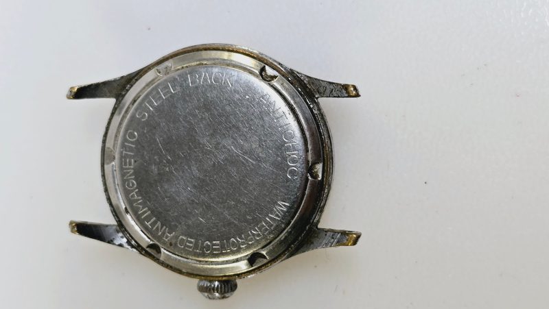 Klassisk Bifora armbandsklocka – Tidlös design och retro charm