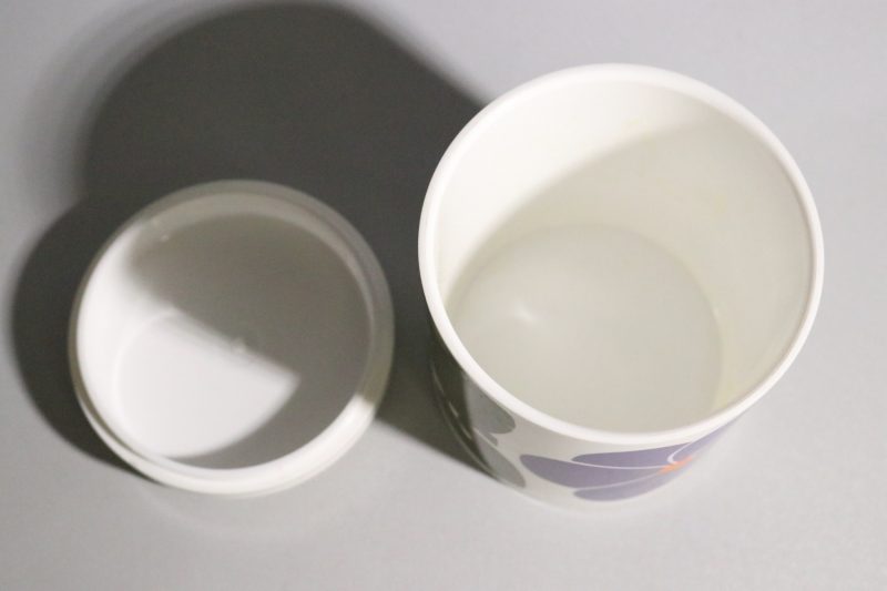Retro Plastburk från Lønborg, Danmark – Färgglad och Funktionell