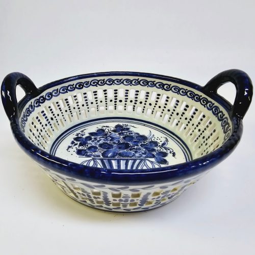 Handmålad Delfts Blauw skål med unikt mönster och elegant design