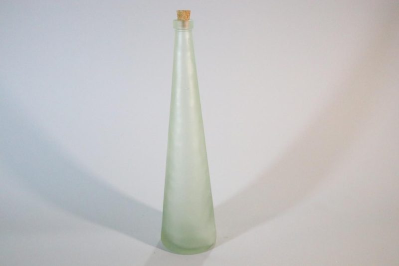 Fin ljusgrön flaska med kork - heminredning, 40cm