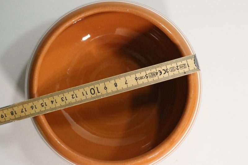 Vintage Terrakottaskål med Randmönster, 16 cm i Diameter