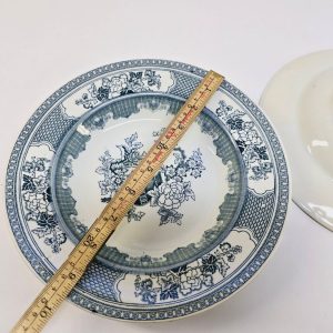 Rörstrand Korea – Två djupa tallrikar i klassisk design