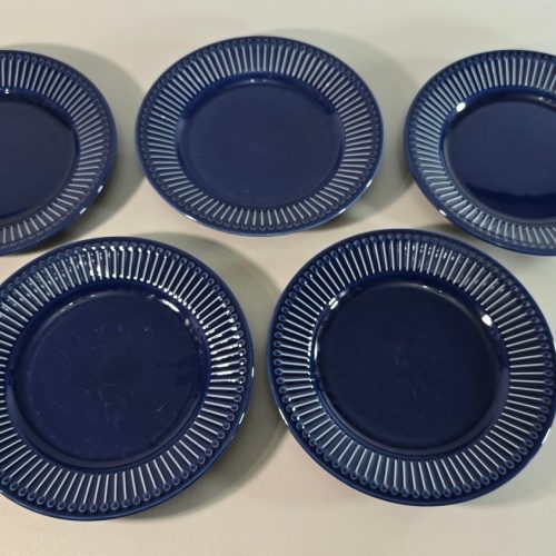 Assietter, "STRIMMIG" , stengods, IKEA