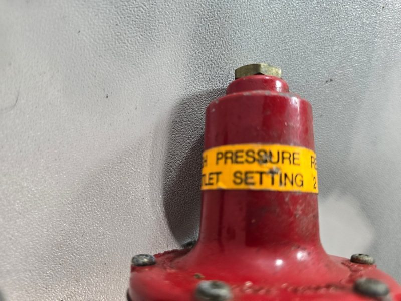 Gasolregulator 2 bar - säljs i befintligt skick