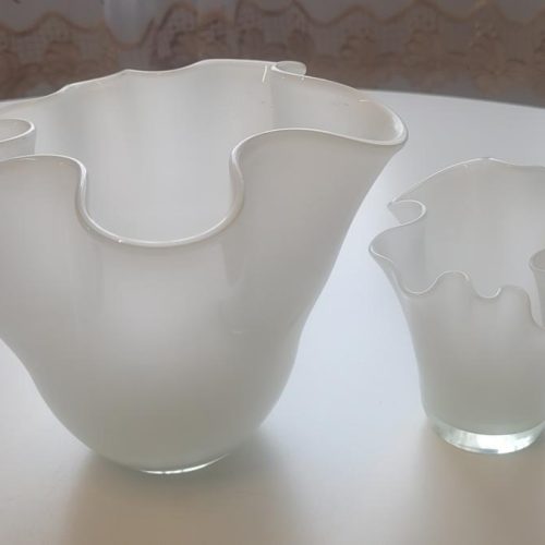 Tulpanvaser, 2st vit glas