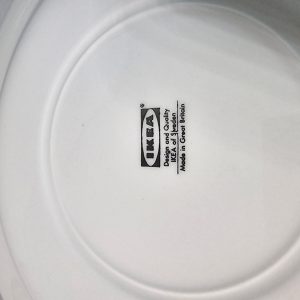 2st IKEA, Made in England, blåvit dekor av hallon med stjälkar och blad