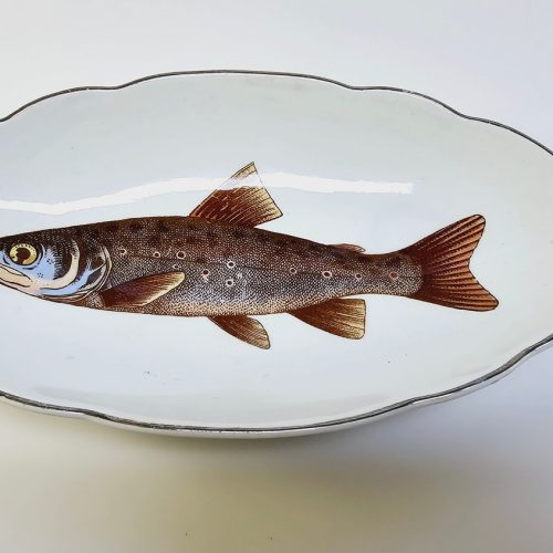 Elegant fiskfat med naturinspirerad design – 20 cm