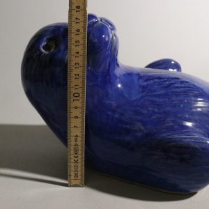 Glaserad Keramikskulptur – Säl, 40 cm
