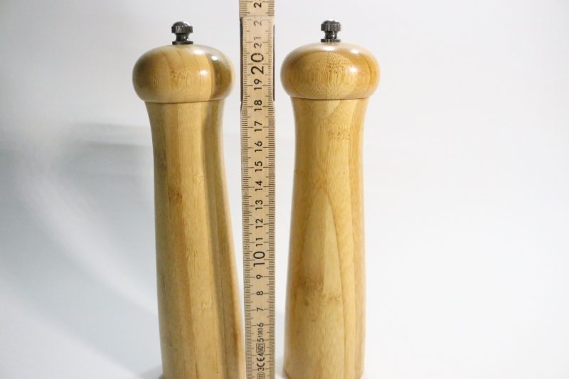 Salt- / pepparkvarn, trä, 22cm