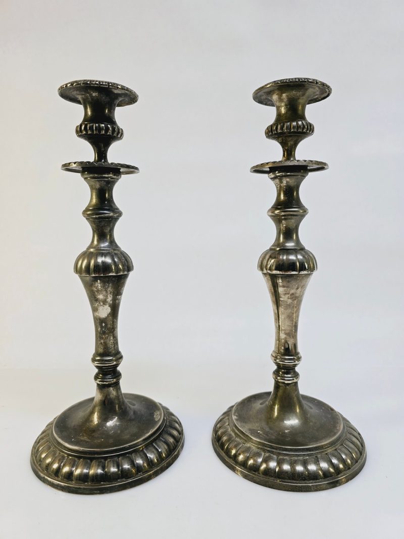 Exklusivt Par Ljusstakar i Nysilver – 28 cm