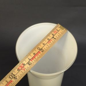 Elegant Glasvas – Skandinavisk Design med Harmonisk Estetik