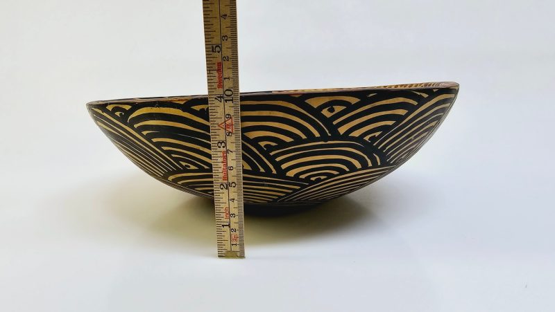 Unik handmålad skål med mönster, 30 cm