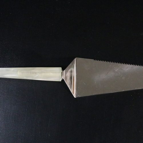 Elegant Tårtspade i Rostfritt Stål – Perfekt för Stilfull Servering