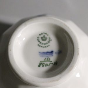 Royal Copenhagen Blåkopp – Klassisk Dansk Elegans