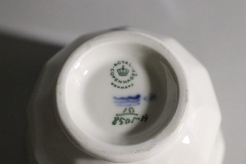 Royal Copenhagen Blåkopp – Klassisk Dansk Elegans