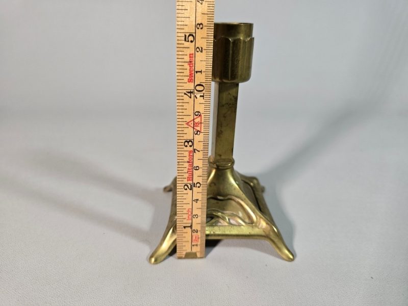 LJUSSTAKE, mässing, Lejonhuvud på foten, 13cm hög
