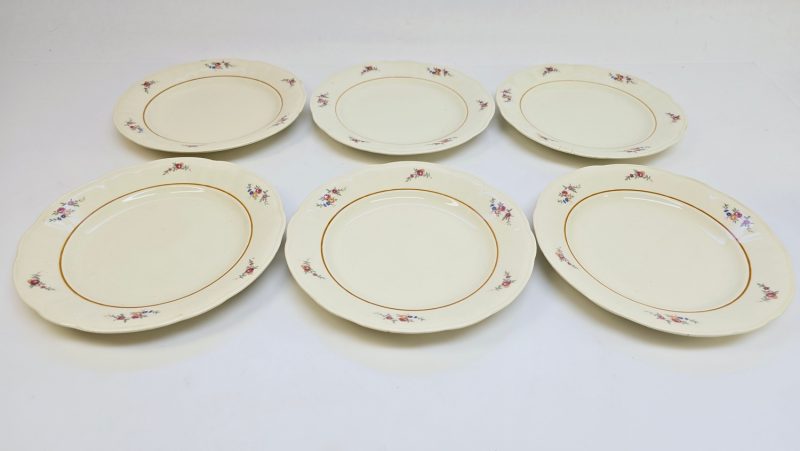 Elegant set med 6 assietter från Rörstrand, ca 20,5 cm