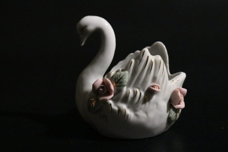 Japanskt Figurin Svan, Stämplad Import, Vintage