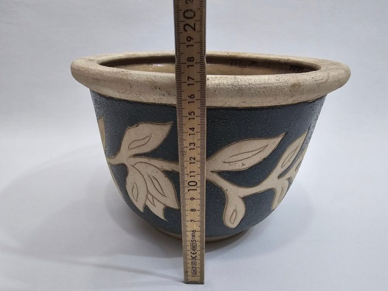 Unik Keramisk Kruka med Bladmönster, D 23,5cm