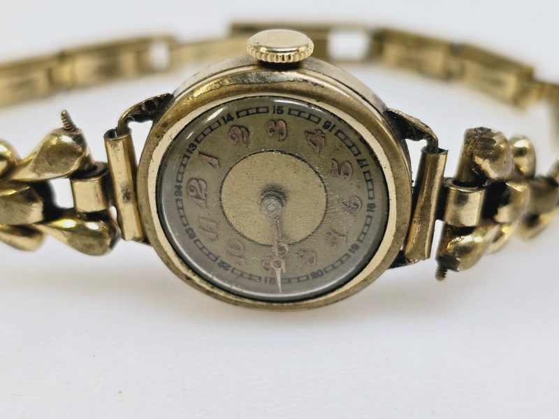 Elegant Vintage Damklocka i Guldplätering – Tidlös Charm