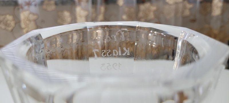 Vas, glas med etsad dekor, troligen Orrefors, NILS LANDBERG