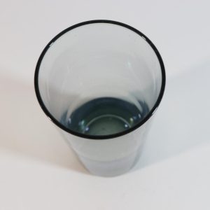 Drickglas i färgad glas, 15cm