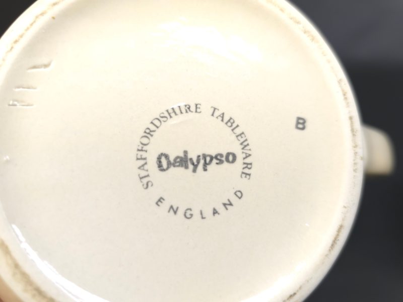 Charmigt Teset – Staffordshire Tableware "Calypso"
