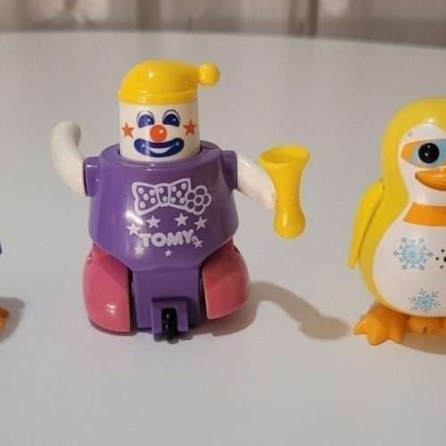 2st "DIGIPENGUINS" dansande pingviner och TOMY leksak
