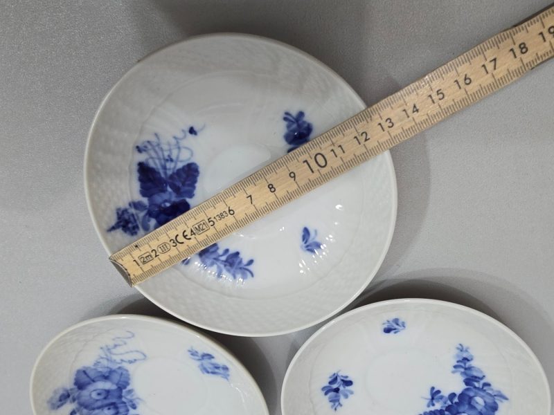 Royal Copenhagen Blå blomster fat Ø 12,5cm - 3st