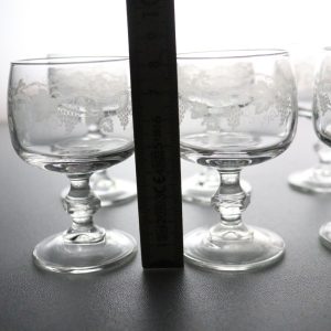 Eleganta vinglas med graverat vindruvemönster – 6 st