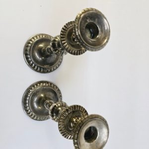 Exklusivt Par Ljusstakar i Nysilver – 28 cm