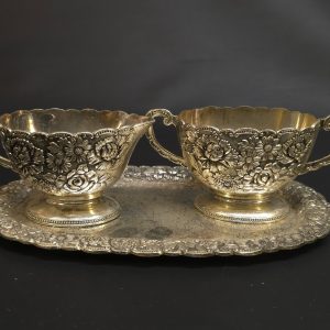 Elegant Vintage Teservis från Japan – En Tidlös Skatt sockerskål & gräddsnip