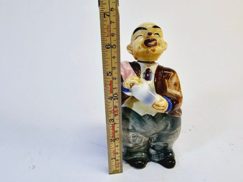 Keramisk Flaskfigur – 17 cm, Handmålad