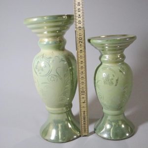 2st ljusgröna ljushållare i keramik, högsta 24cm