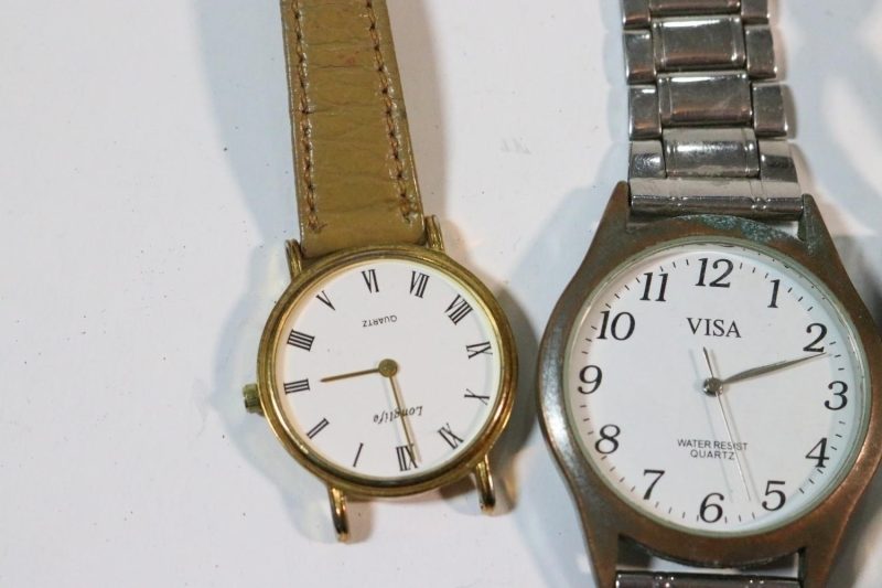 4st armbandsklockor, funktion okänd