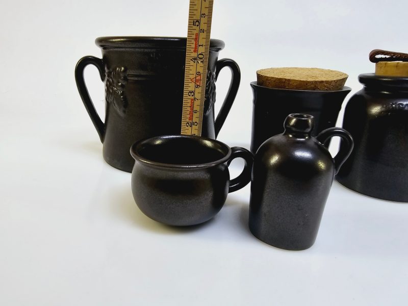 Charmigt vintage-set från Höganäs Keramik – unikt och tidlöst!
