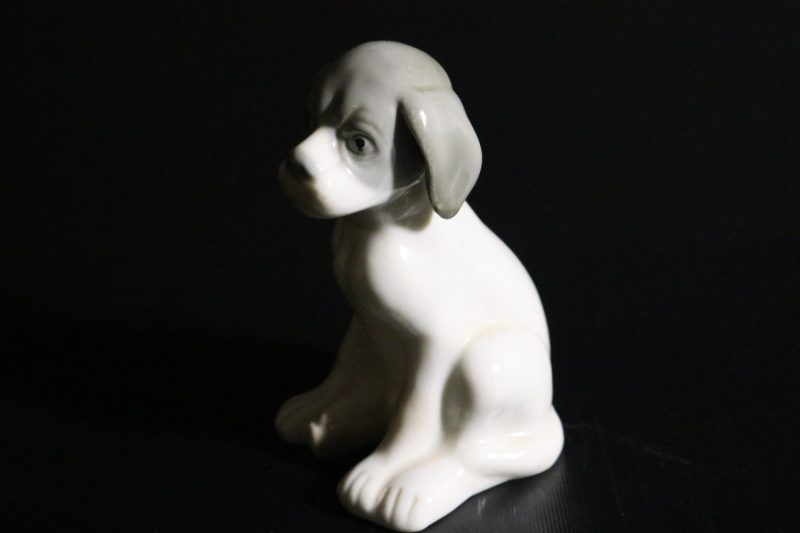 Vintage Porslin Figurin, Hund  Boxer Valp
