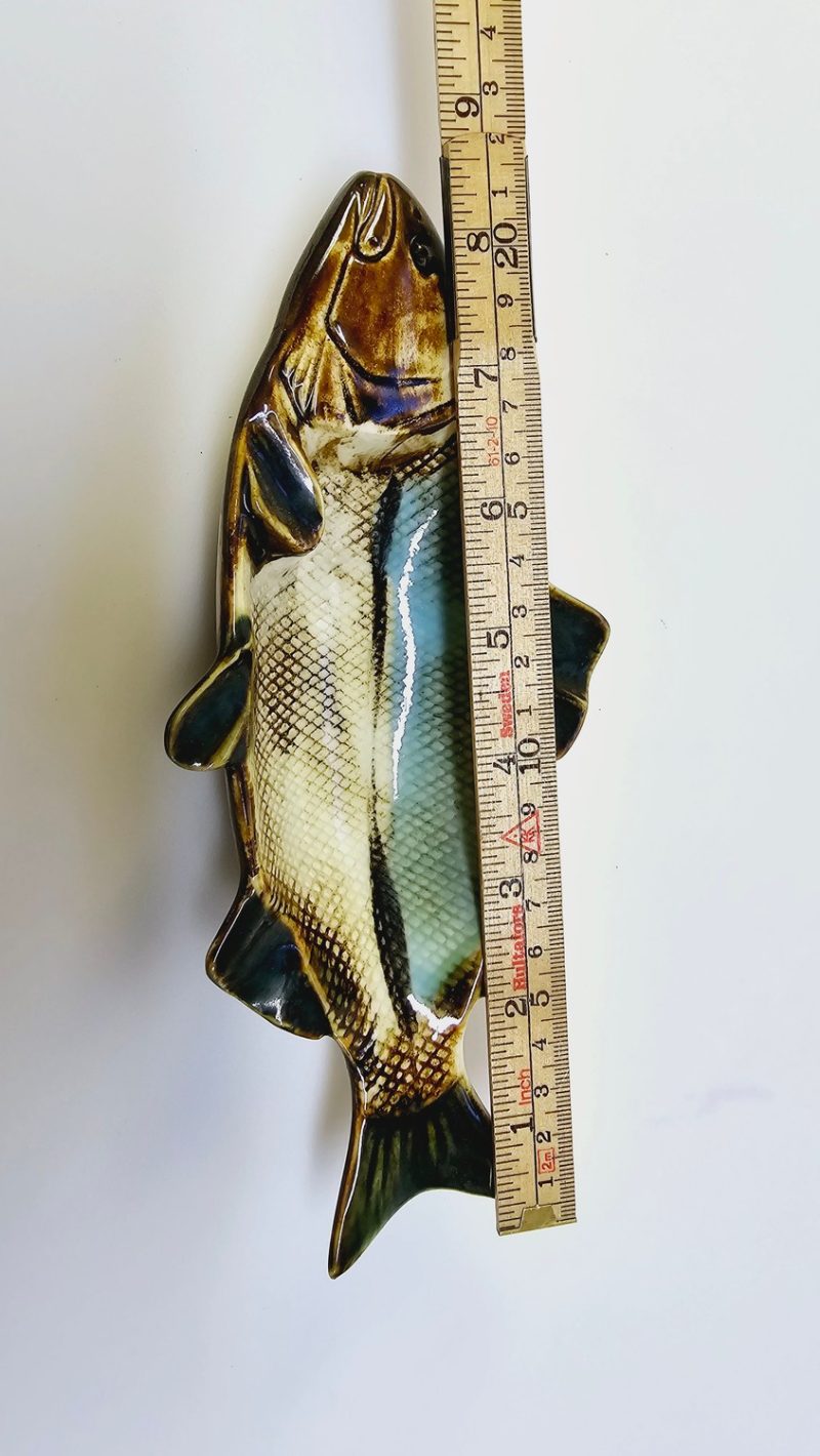 Vacker fiskskål i keramik - 21,5 cm lång