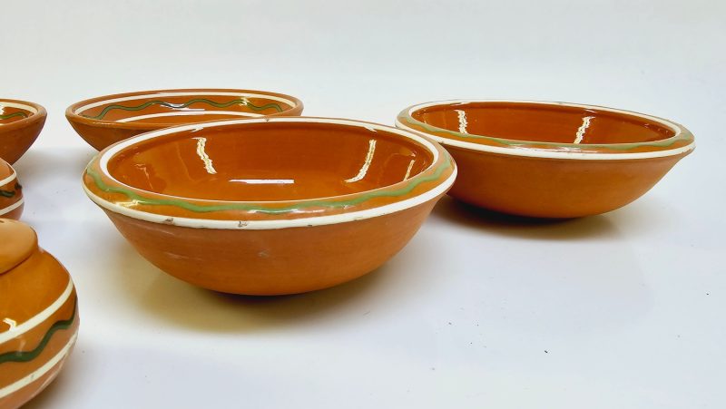 Charmigt serveringsset från Klippan Keramik – Komplett retrodesign