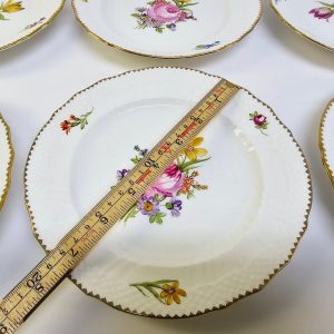Klassiska Gustavsberg Tallrikar med Blomsterdekor – Set om 6 st