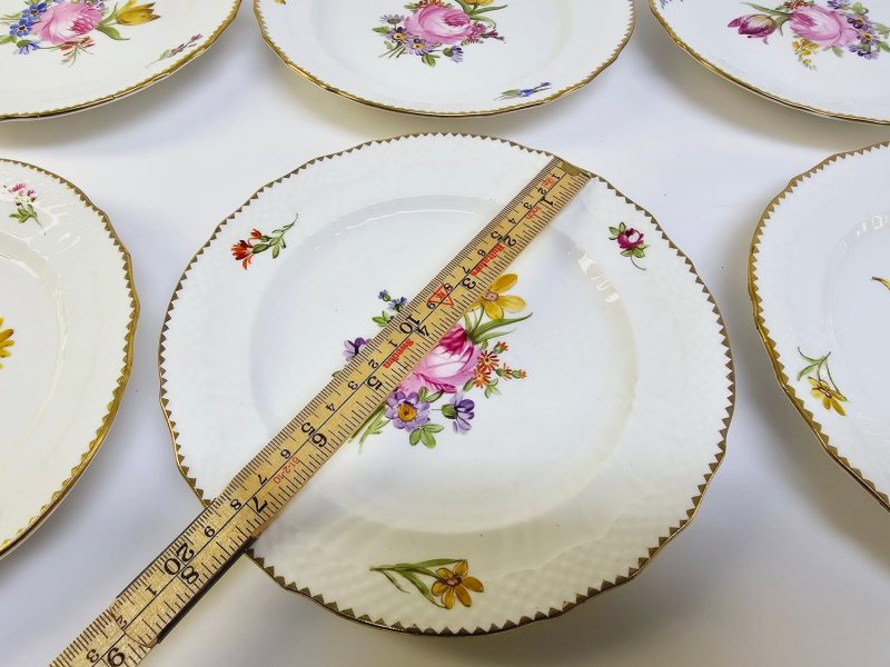 Klassiska Gustavsberg Tallrikar med Blomsterdekor – Set om 6 st