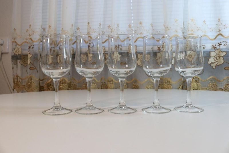 5st glas på fot, France