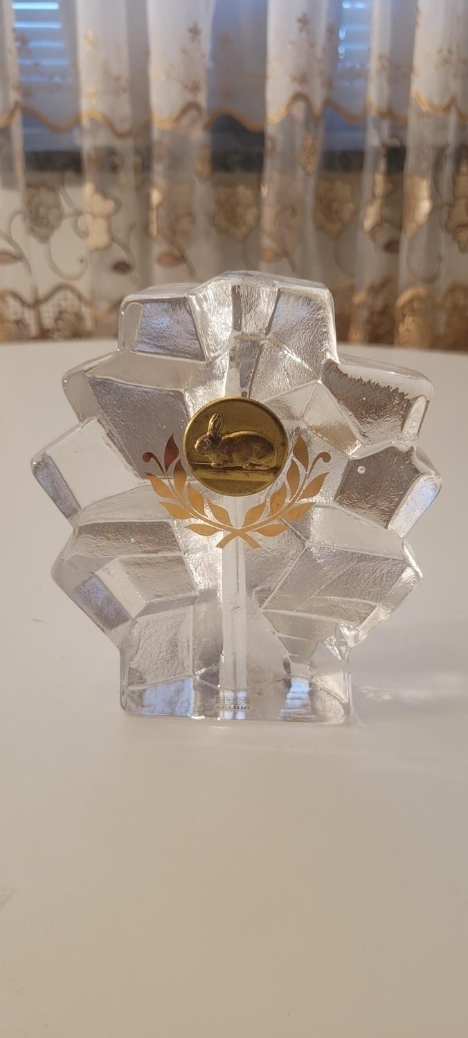 Formo skulptur i glas - Kanin