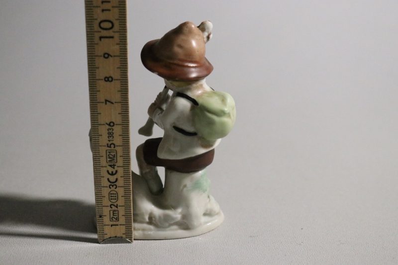Vintage Porslinsfigur – Flöjtspelande Pojke med Hund, Tyskland